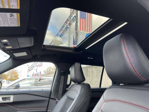 2023 Ford Explorer ST-Line