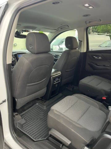 2021 Chevrolet Traverse LT Cloth