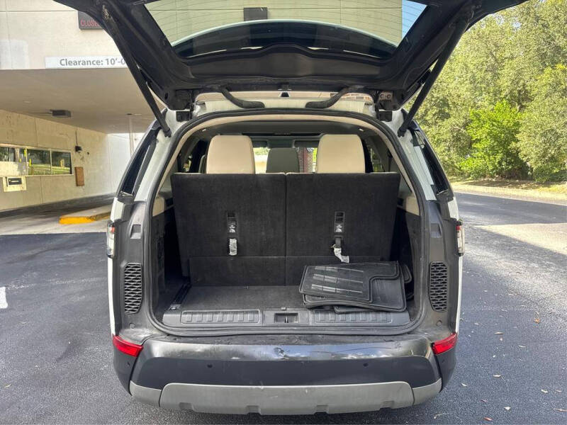 2018 Land Rover Discovery SE