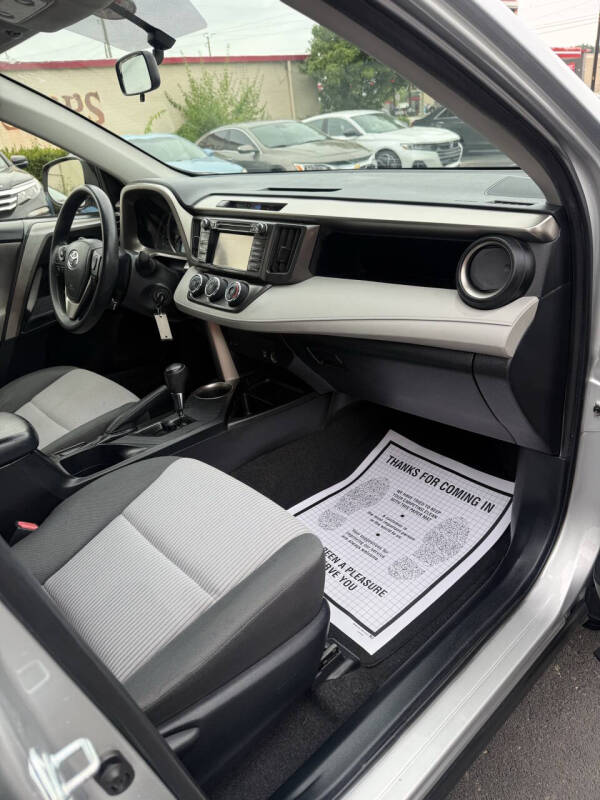 2014 Toyota RAV4 LE