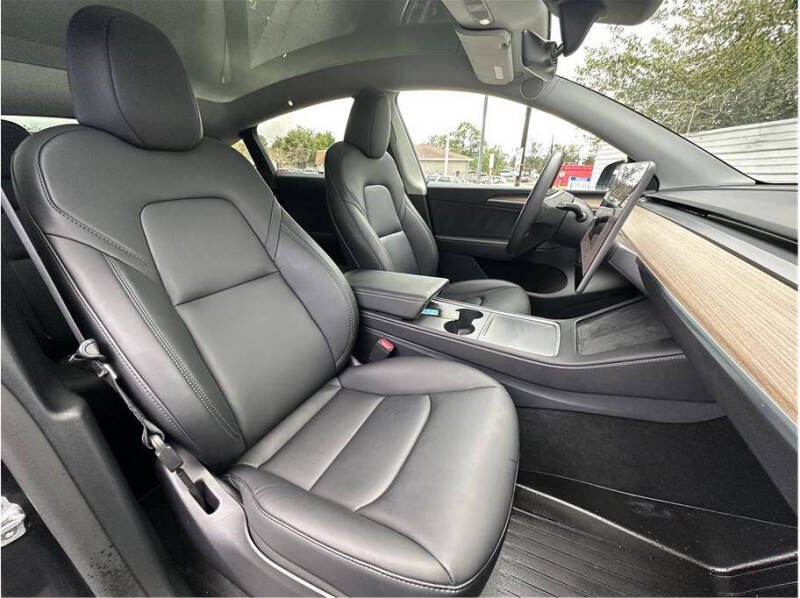 2025 Tesla Model Y Long Range