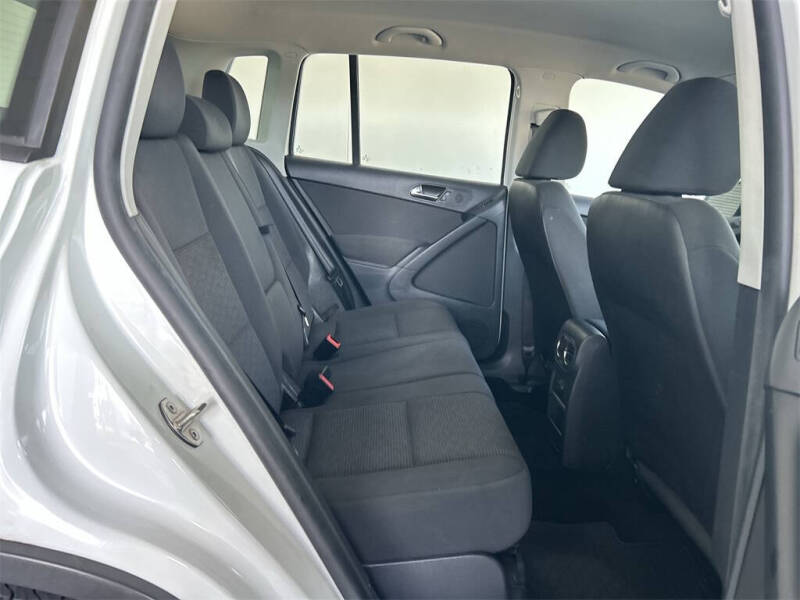 2018 Volkswagen Tiguan Limited 2.0T 4Motion