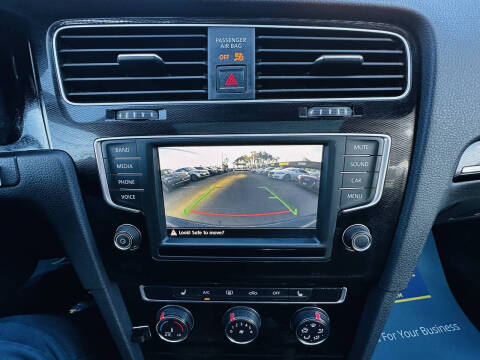 2016 Volkswagen Golf GTI SE