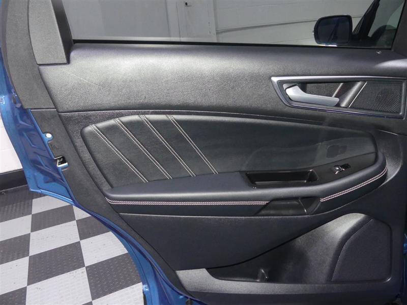 2020 Ford Edge ST