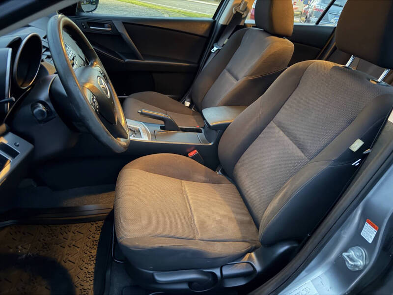 2010 Mazda MAZDA3 i Sport