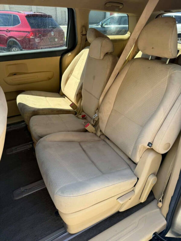 2017 Kia Sedona LX