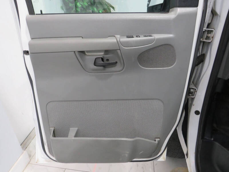 2007 Ford E-Series E-250