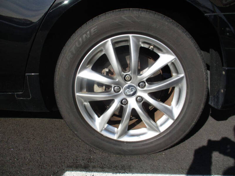 2009 Infiniti G37 Sedan x