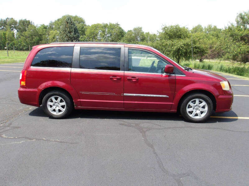 2011 Chrysler Town and Country Touring