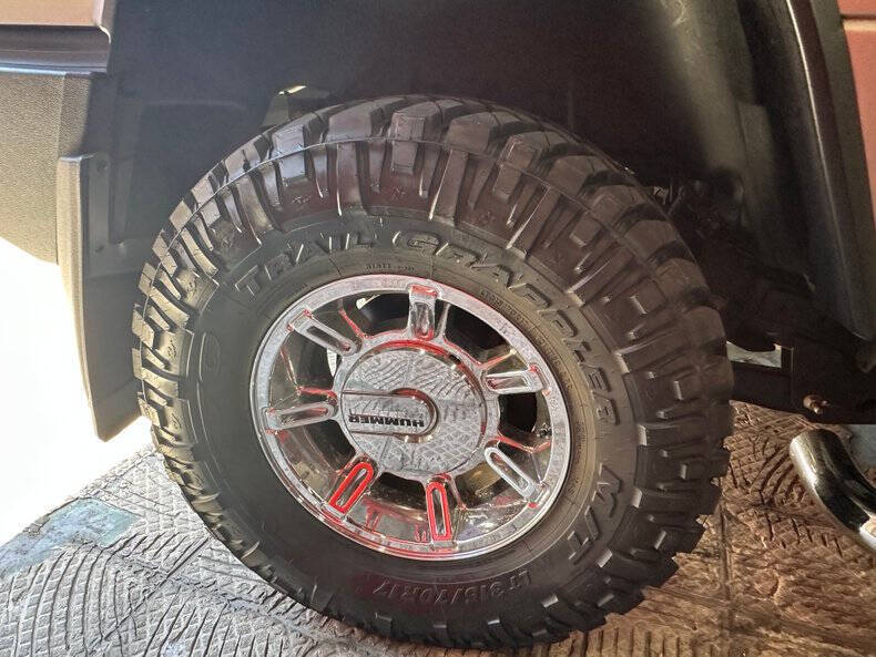 2004 HUMMER H2