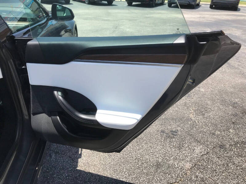 2022 Tesla Model S