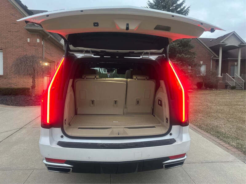 2021 Cadillac Escalade Premium Luxury