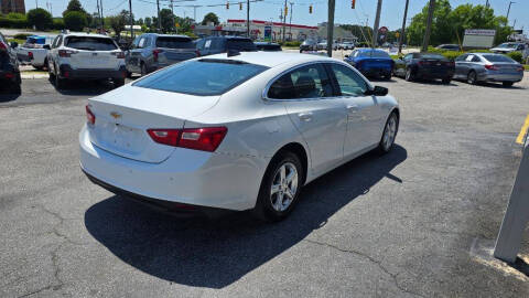 2024 Chevrolet Malibu LS
