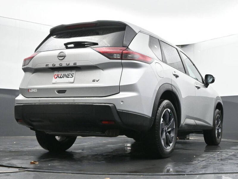 2024 Nissan Rogue SV