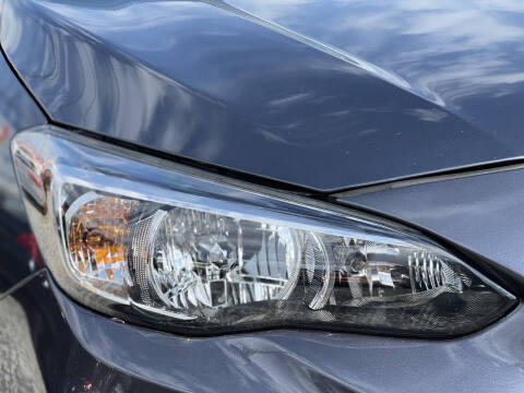 2017 Subaru Impreza 2.0i