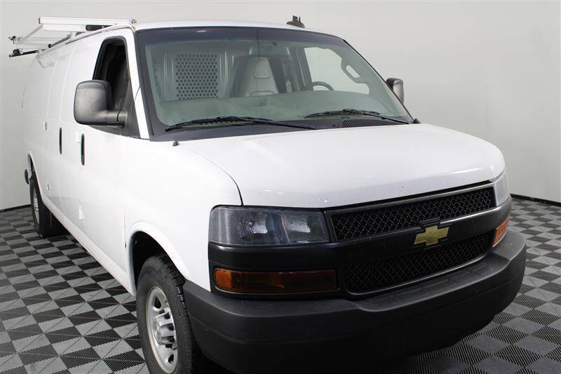 2023 Chevrolet Express 2500