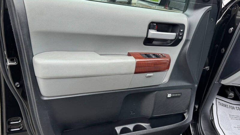 2013 Toyota Sequoia Platinum