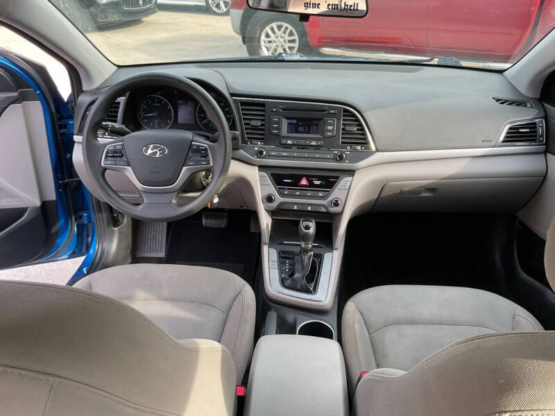 2017 Hyundai Elantra