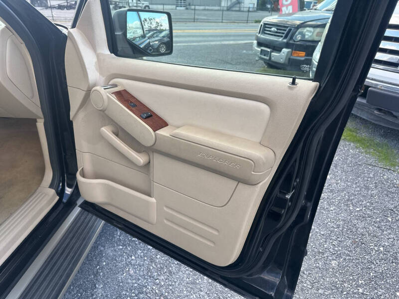 2006 Ford Explorer Eddie Bauer