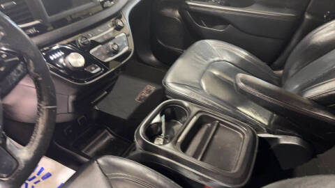 2020 Chrysler Pacifica Touring L 35th Anniversary