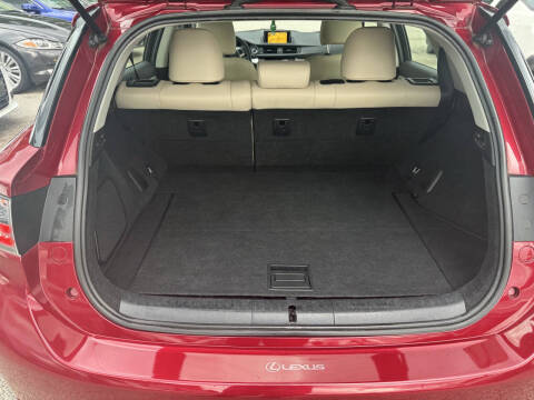 2011 Lexus CT 200h Premium