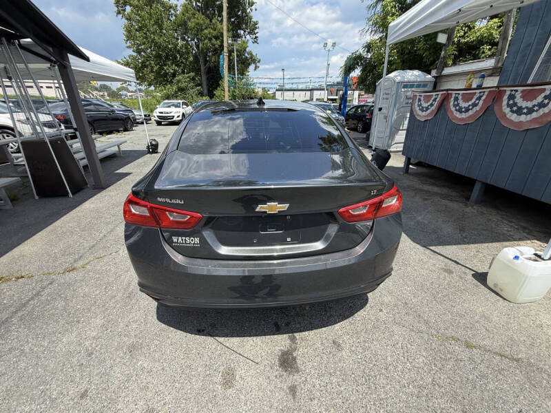 2017 Chevrolet Malibu LT