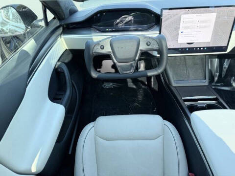 2023 Tesla Model S Plaid