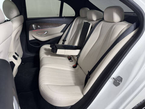 2017 Mercedes-Benz E-Class E 300 4MATIC