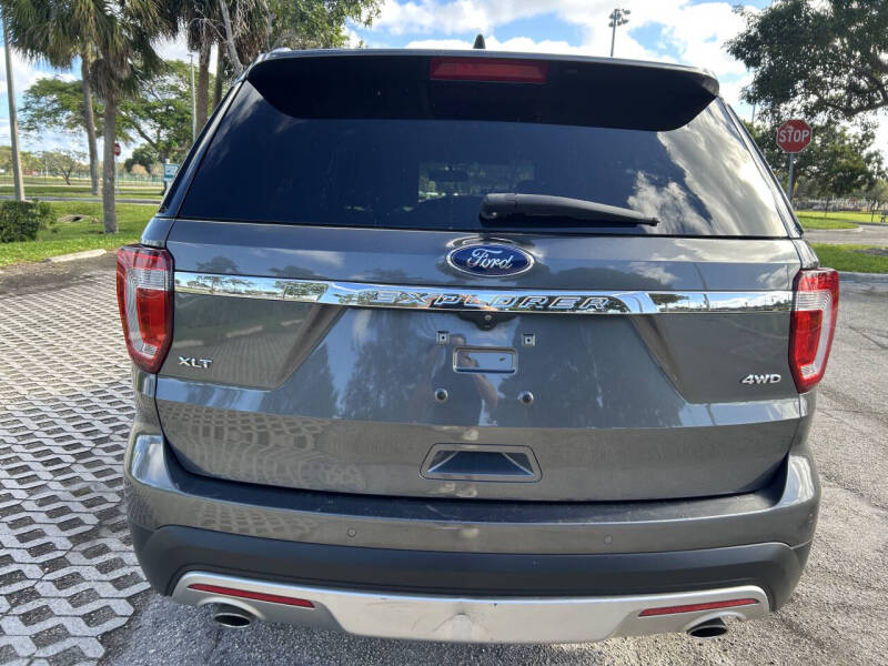 2016 Ford Explorer XLT