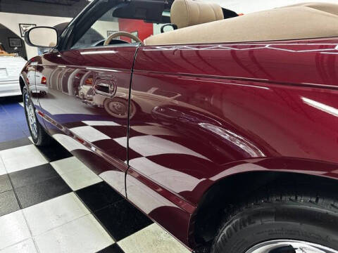 2004 Ford Thunderbird Deluxe