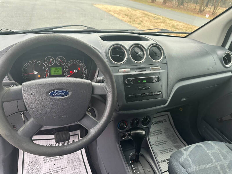 2013 Ford Transit Connect XL