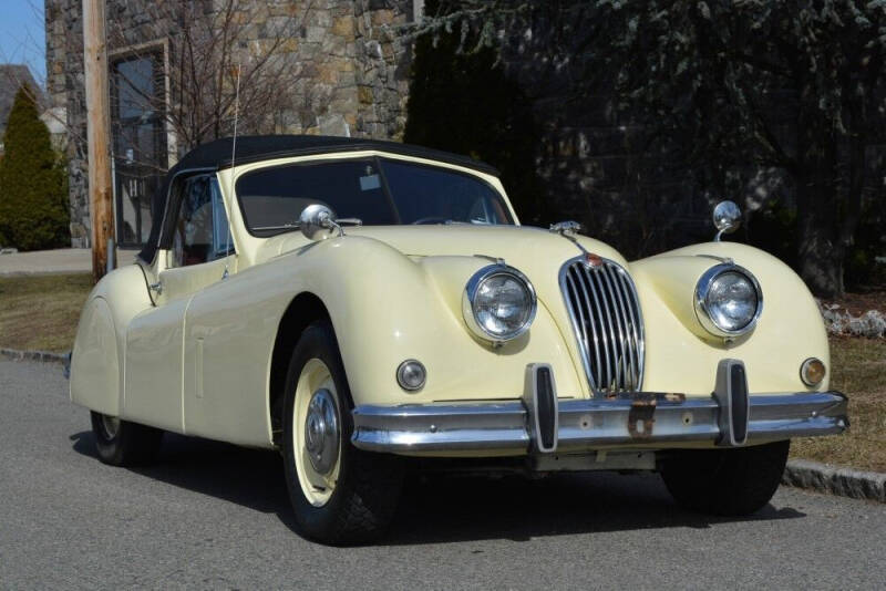 1957 Jaguar XK140 for sale at Gullwing Motor Cars Inc in Astoria NY