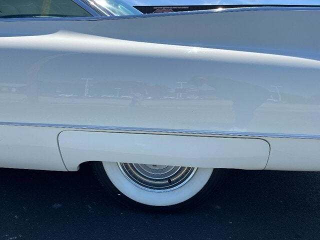 1960 Cadillac Series 62 9