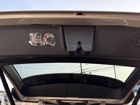 2024 Volvo XC90 Recharge T8 Ultimate Bright Theme 7P