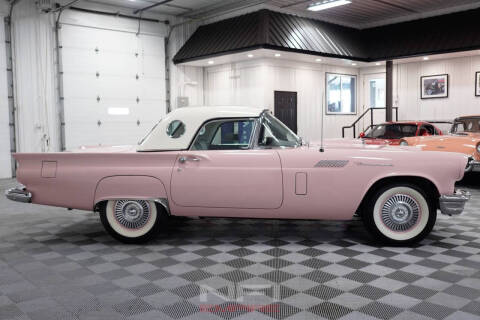 1957 Ford Thunderbird