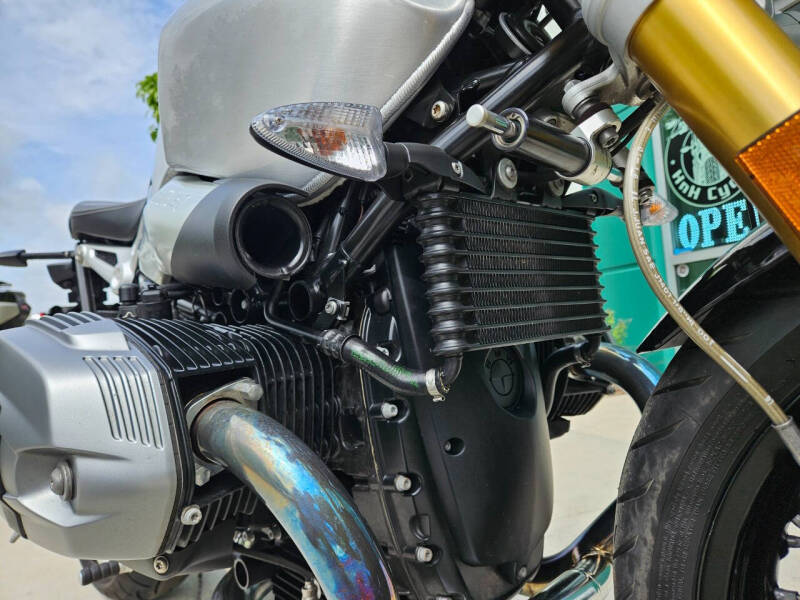 2016 BMW R NineT Base
