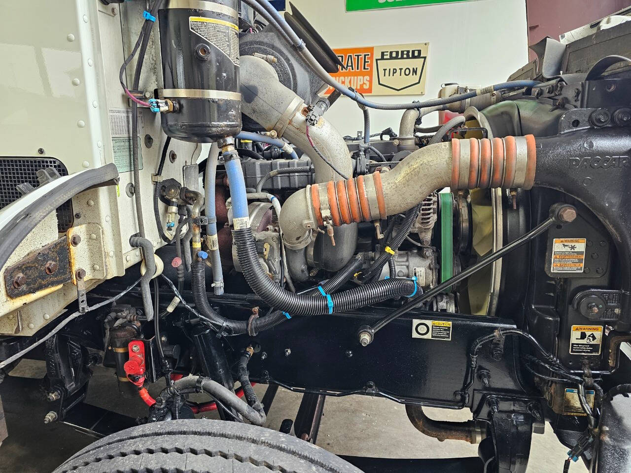 2020 Peterbilt 337 9