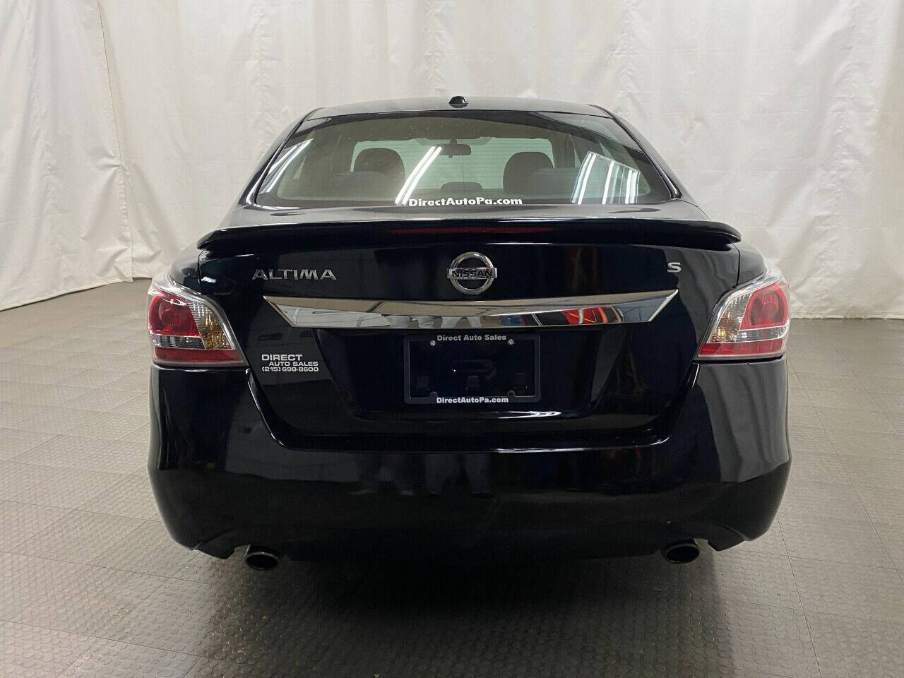 2015 Nissan Altima 2.5 SV 4dr Sedan - Black exterior view 8