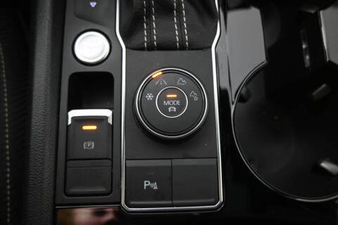 2023 Volkswagen Atlas Cross Sport V6 SEL R-Line Black 4Motion