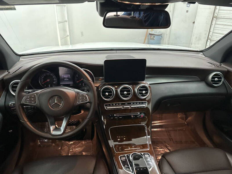 2017 Mercedes-Benz GLC GLC 300