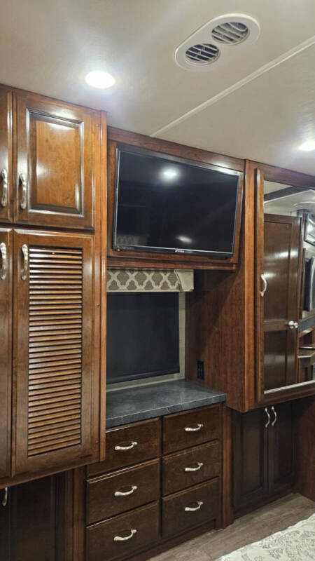 2018 Fleetwood Bounder