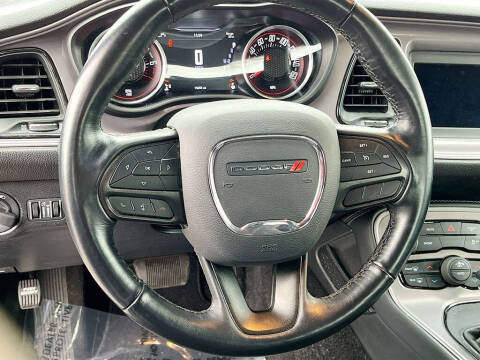 2023 Dodge Challenger SXT