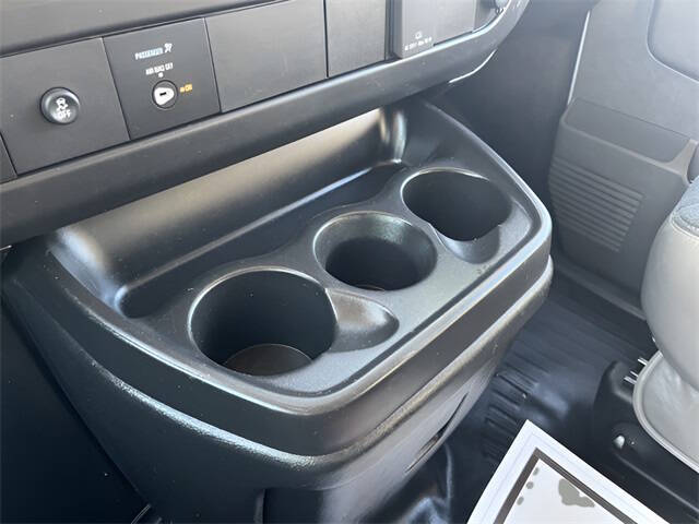 2023 Chevrolet Express 2500