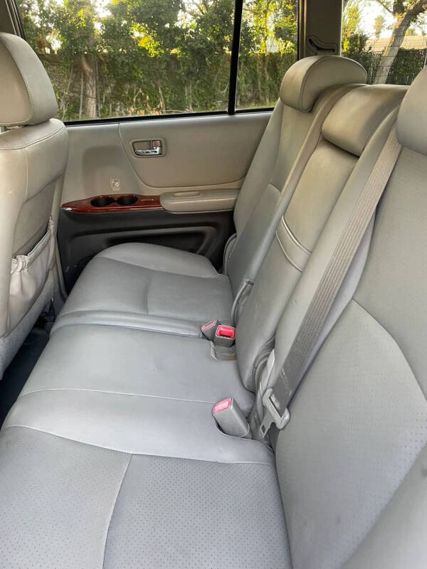 2004 Toyota Highlander