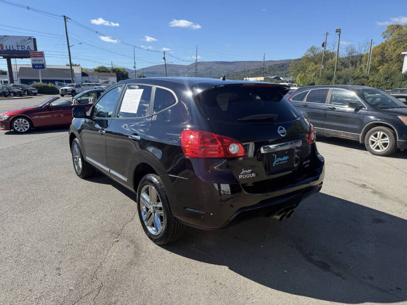 2011 Nissan Rogue S Krom