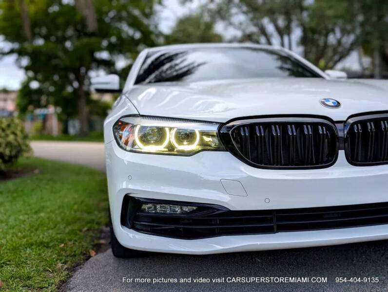 2018 BMW 5 Series 530i