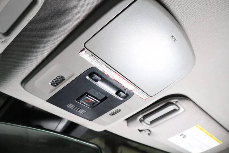 2020 Toyota Camry Hybrid LE