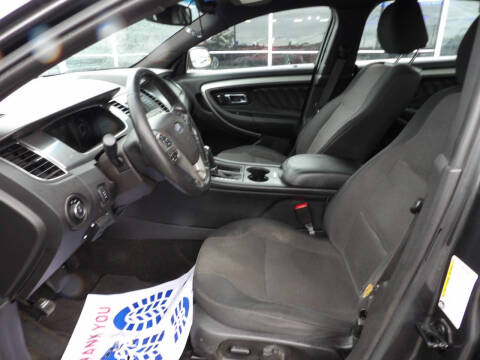 2018 Ford Taurus SEL