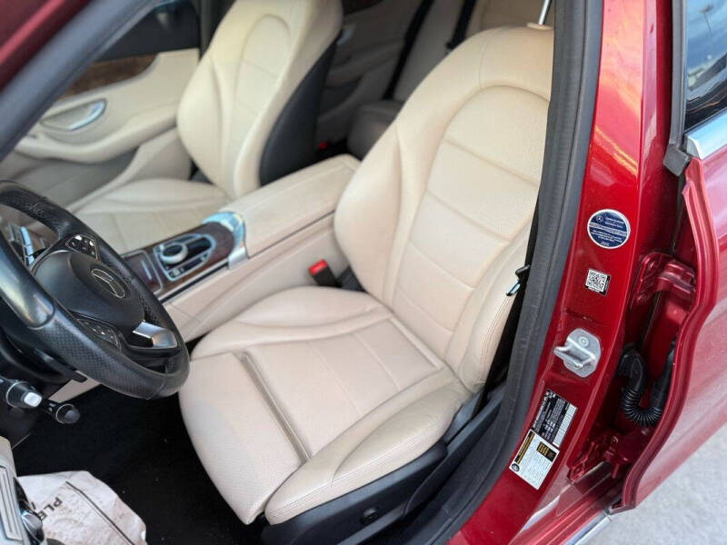 2017 Mercedes-Benz C-Class