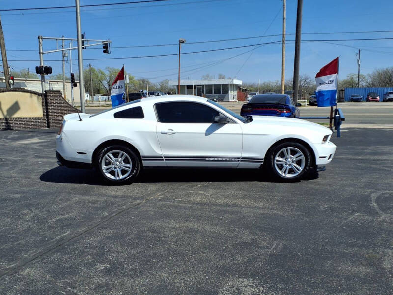 2012 Ford Mustang V6